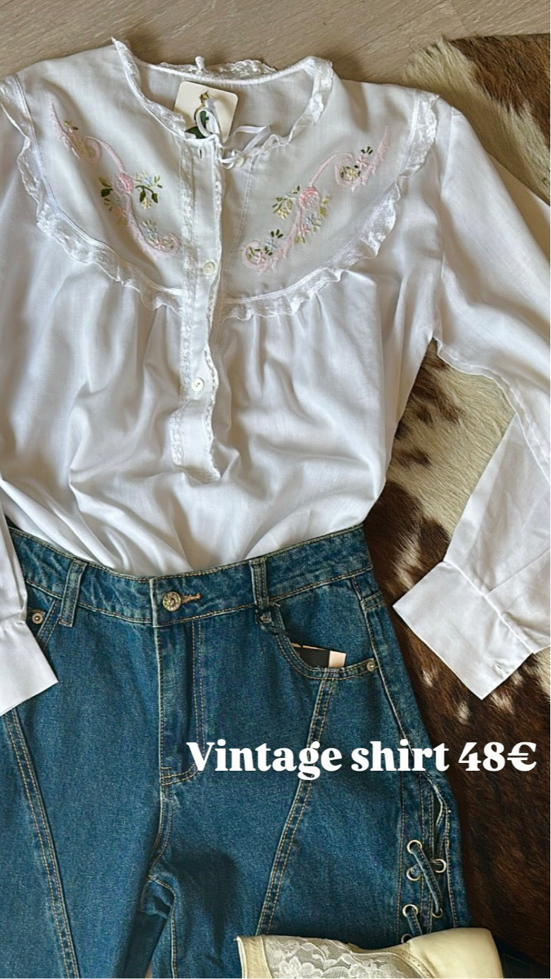 Vintage Blouse ricamata