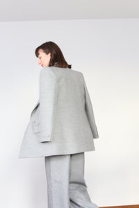 The wool blazer grey