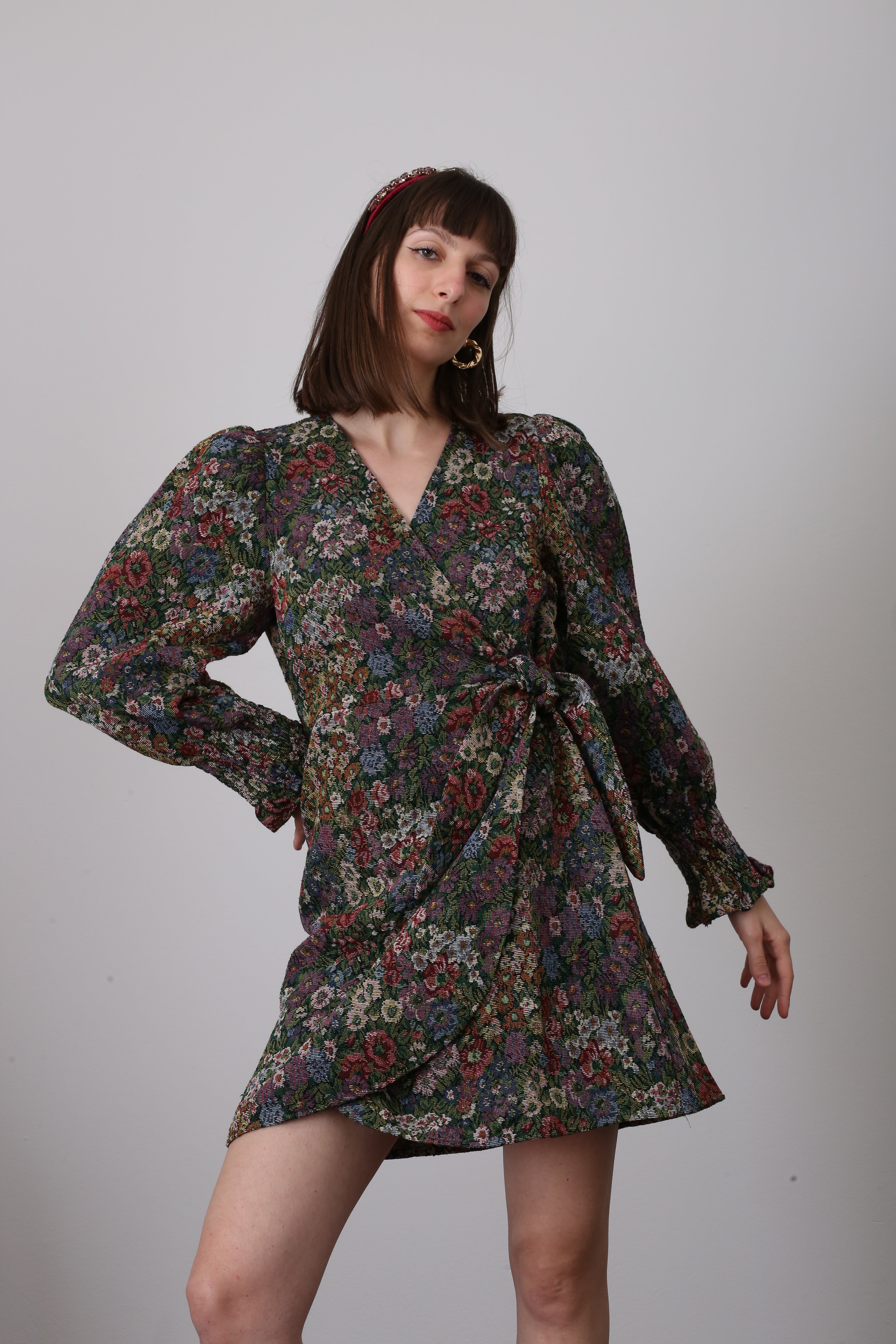 Abito wrap broccato